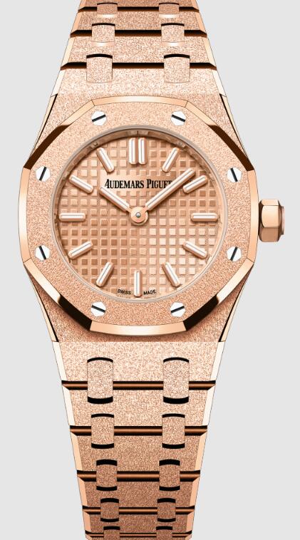 Review 67630OR.GG.1312OR.01 Audemars Piguet ROYAL OAK MINI FROSTED GOLD QUARTZ replica watch